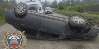 Под Аткарском 17-летний парень скончался в больнице после опрокидывания «Джили» Под Аткарском 17-летний парень скончался в больнице после опрокидывания «Джили»