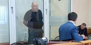 Главврачу Калининской райбольницы продлили арест еще на месяц Главврачу Калининской райбольницы продлили арест еще на месяц
