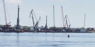 На Южном обходе вокруг Саратова началась надвижка пролетного строения моста На Южном обходе вокруг Саратова началась надвижка пролетного строения моста