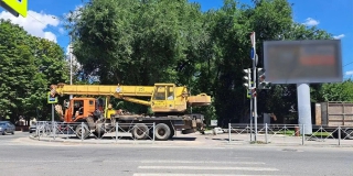 В Саратове снесли более сотни незаконных рекламных конструкций В Саратове снесли более сотни незаконных рекламных конструкций