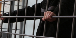 В Ленинском районе апатрида посадили за смертельное избиение пациента в больнице В Ленинском районе апатрида посадили за смертельное избиение пациента в больнице