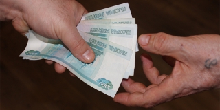 В Энгельсе гендиректор двух УК пойдет под суд за взятку инспектору ГЖИ В Энгельсе гендиректор двух УК пойдет под суд за взятку инспектору ГЖИ