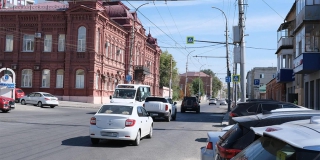 Улицы Мичурина и Горького открыли после затяжного ремонта теплоресурсниками Улицы Мичурина и Горького открыли после затяжного ремонта теплоресурсниками