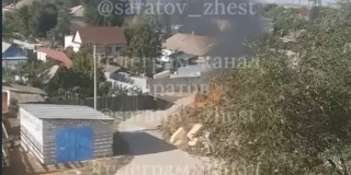 В Красном Текстильщике загорелась куча крупногабаритного мусора В Красном Текстильщике загорелась куча крупногабаритного мусора
