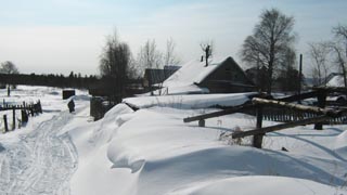 Из-за снежных заносов на трассе «Саратов-Волгоград» несколько сел отрезаны от внешнего мира