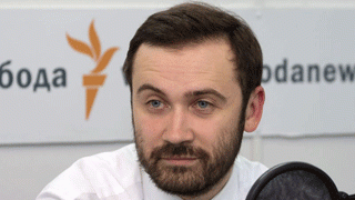 Илья Пономарев в Саратове: «Вы здесь собираетесь марш миллионов устраивать?» Илья Пономарев в Саратове: «Вы здесь собираетесь марш миллионов устраивать?»