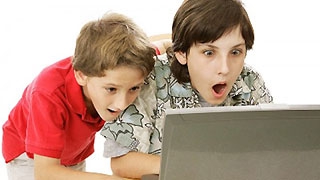 Закон о защите детей от информации пока не работает в полную силу Закон о защите детей от информации пока не работает в полную силу