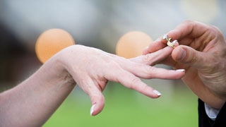 Прокуратура считает фиктивным брак россиянки с гражданином Азербайджана Прокуратура считает фиктивным брак россиянки с гражданином Азербайджана