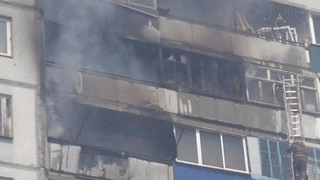 В Заводском районе неизвестный поджег балкон высотки В Заводском районе неизвестный поджег балкон высотки