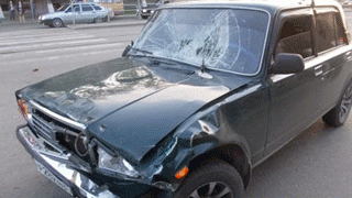 У рынка «Солнечный» легковушка сбила пешехода У рынка «Солнечный» легковушка сбила пешехода