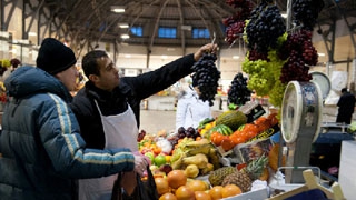 Президент предложил ограничить виды работ для мигрантов Президент предложил ограничить виды работ для мигрантов