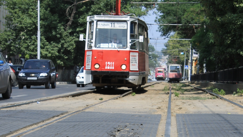 трамвай в солнечный